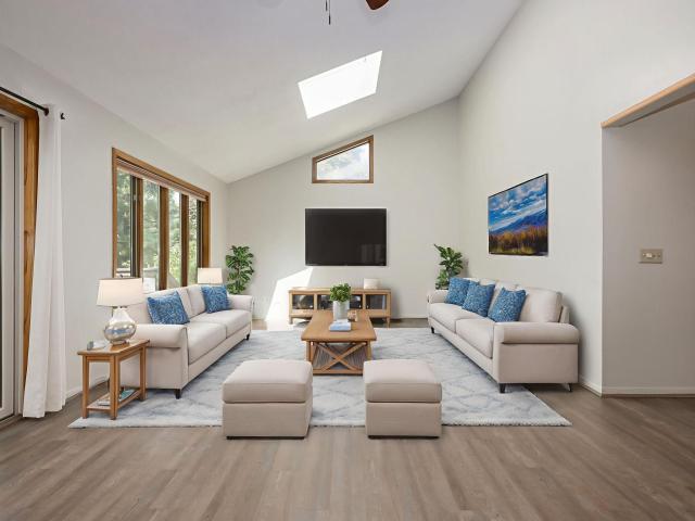 400 Unique Drive Burnsville MN 55337 - MLS# 6789324
