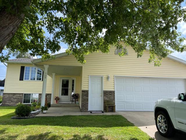 709 Mlinar Avenue Spring Valley MN 55975 - MLS# 6789554