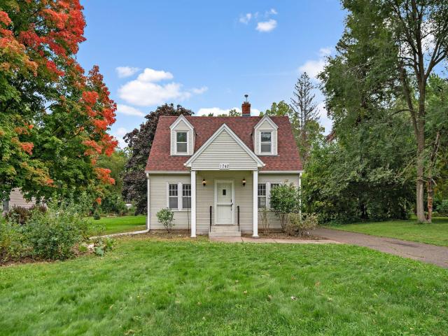 1742 Howard Street N Saint Paul MN 55109 - MLS# 6789800