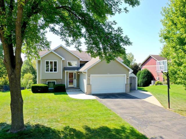 17476 Grove Avenue Lakeville MN 55044 - MLS# 6789905