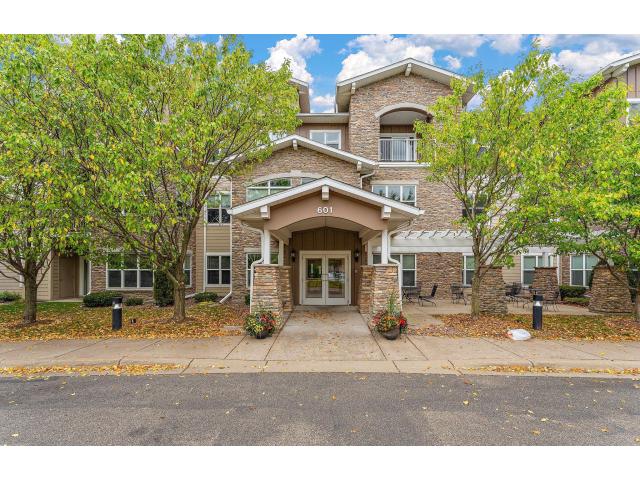 601 LeVander Way Unit 101 South Saint Paul MN 55075 - MLS# 6789972