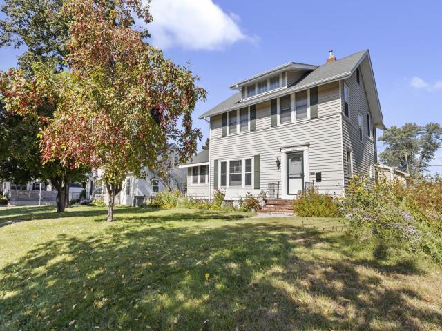 2810 E Minnehaha Parkway Minneapolis MN 55406 - MLS# 6790156