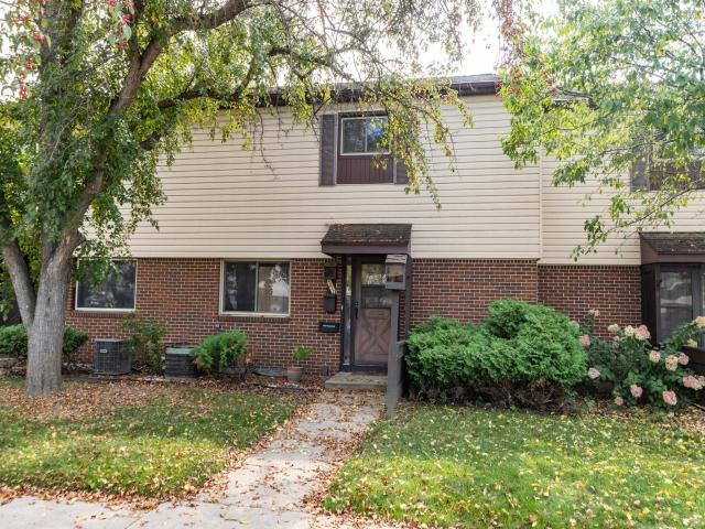 4017 18th Avenue NW Rochester MN 55901 - MLS# 6790205