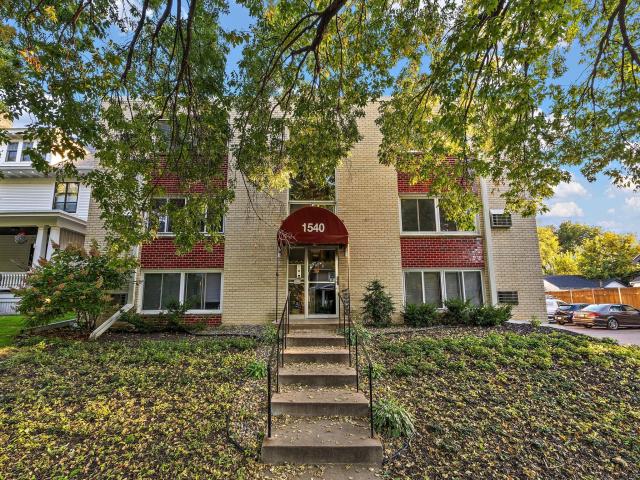 1540 Ashland Avenue Unit 12 Saint Paul MN 55104 - MLS# 6790206