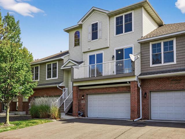 20061 Highview Avenue Lakeville MN 55044 - MLS# 6791391