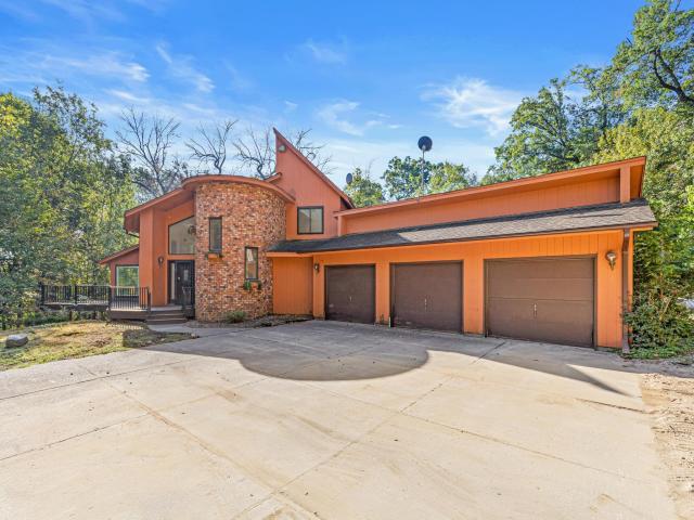 10620 Courthouse Boulevard Inver Grove Heights MN 55077 - MLS# 6791666