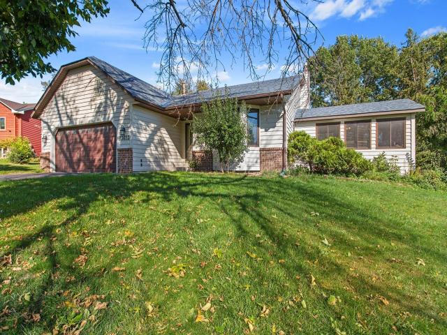 13613 Parkwood Lane Burnsville MN 55337 - MLS# 6791932