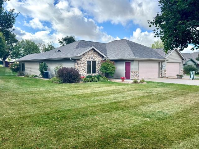 612 Ferson Drive NE Stewartville MN 55976 - MLS# 6792128