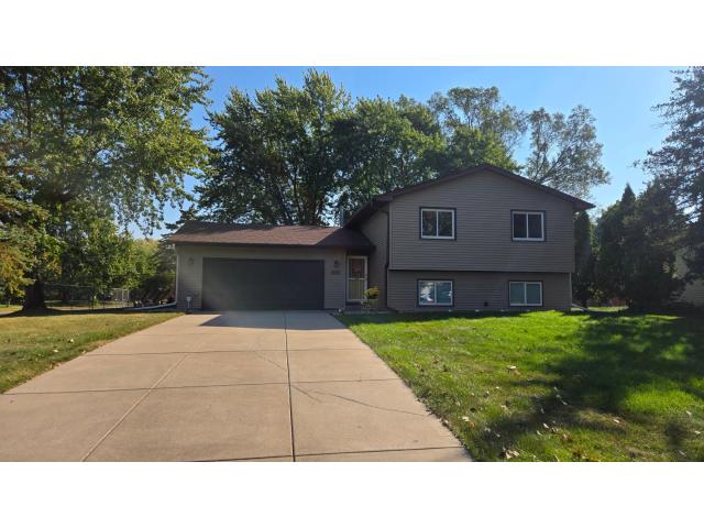 8324 Morgan Avenue N Brooklyn Park MN 55444 - MLS# 6792131