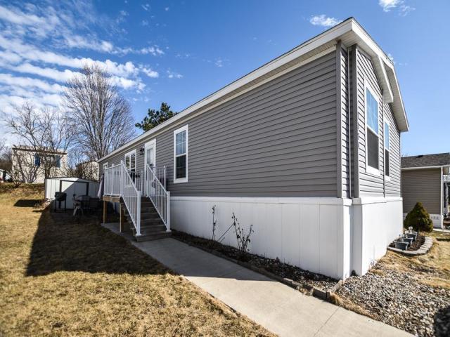 1374 Birchview Drive Maplewood MN 55119 - MLS# 6792165