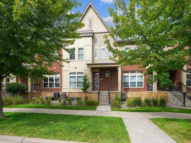 12352 Lakeview Drive N Maple Grove MN 55369 - MLS# 6792732