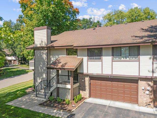1595 Four Oaks Road Eagan MN 55121 - MLS# 6792739