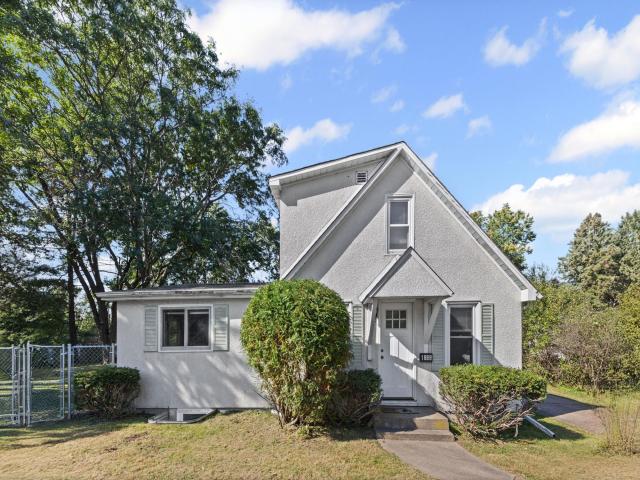 1869 Birmingham Street Saint Paul MN 55109 - MLS# 6792881