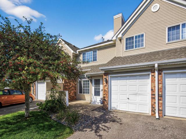 1902 Sapphire Point Unit 110 Eagan MN 55122 - MLS# 6793007