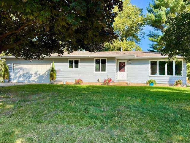 1524 Country Club Road Albert Lea MN 56007 - MLS# 6793335