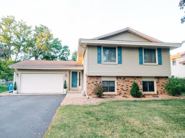 5216 W 111th Street Minneapolis MN 55437 - MLS# 6793616