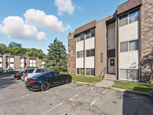 12980 Nicollet Avenue Unit 301 Burnsville MN 55337 - MLS# 6793964