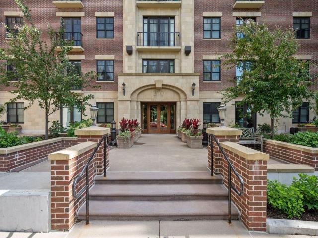 370 Marshall Avenue Unit 308 Saint Paul MN 55102 - MLS# 6793971