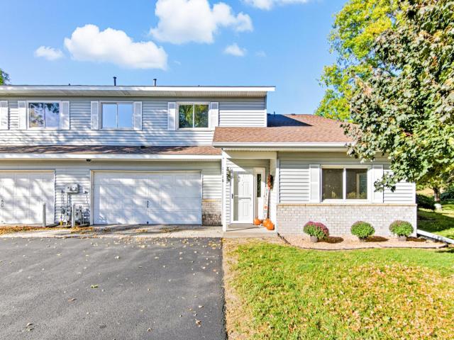 1110 Aston Place Burnsville MN 55337 - MLS# 6794069
