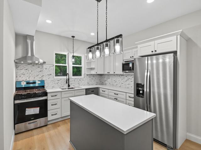 1336 Lilac Drive N Golden Valley MN 55422 - MLS# 6794300