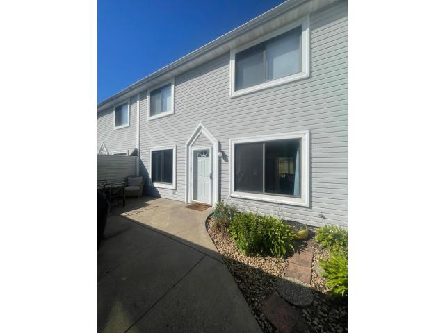 4237 Sylvia Lane N Saint Paul MN 55126 - MLS# 6794302