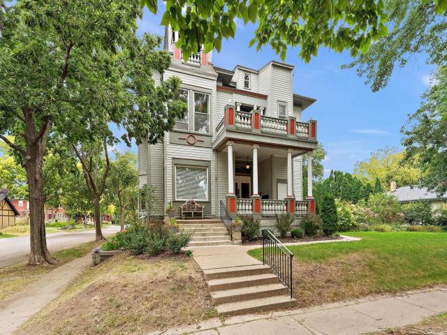 977 Portland Avenue Unit 3 Saint Paul MN 55104 - MLS# 6794432