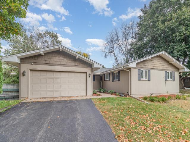 2704 W 135th Street Burnsville MN 55337 - MLS# 6794766