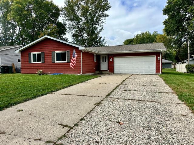 1811 Judd Avenue N Glencoe MN 55336 - MLS# 6794833