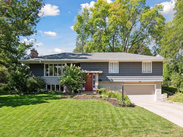 2641 Kyle Avenue N Minneapolis MN 55422 - MLS# 6794865