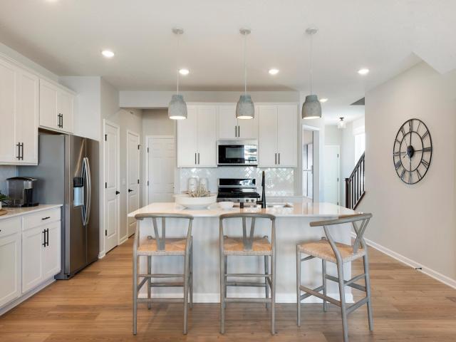 9280 Larimar Trail Eden Prairie MN 55347 - MLS# 6794892