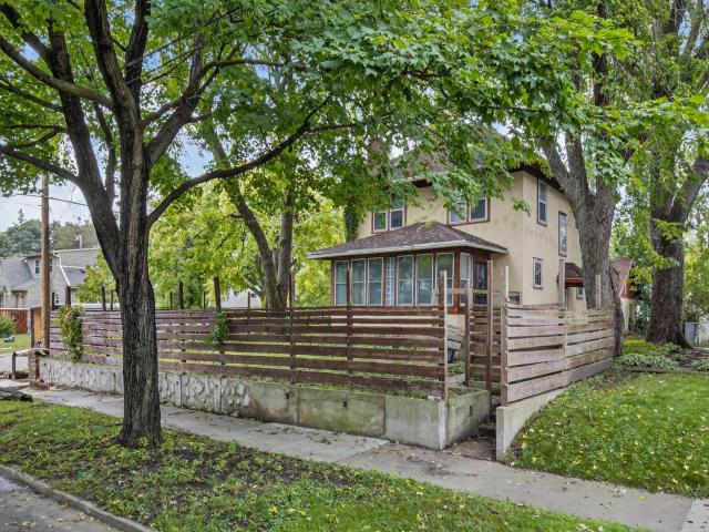 955 4th Avenue SE Rochester MN 55904 - MLS# 6795014