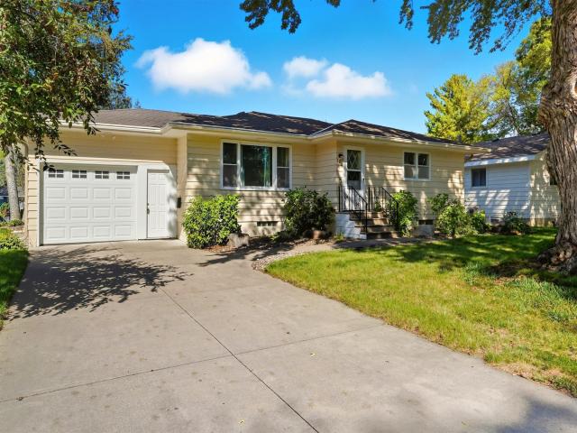 105 5th Street SE New Prague MN 56071 - MLS# 6795351