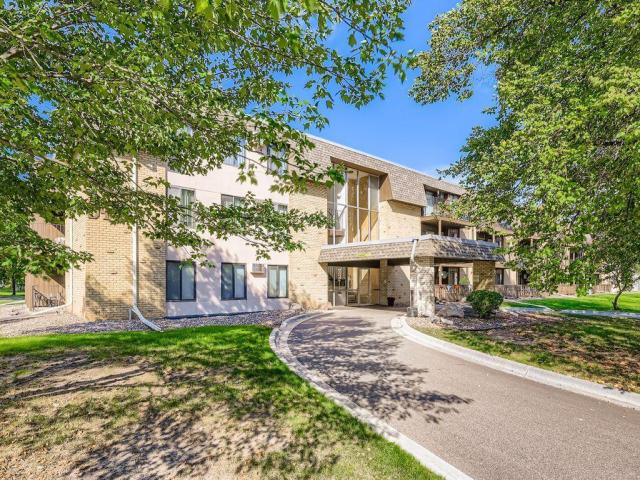 3461 Kent Street Unit 1002 Saint Paul MN 55126 - MLS# 6795549