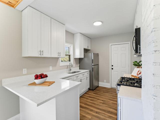 1292 Taylor Avenue Saint Paul MN 55104 - MLS# 6795611