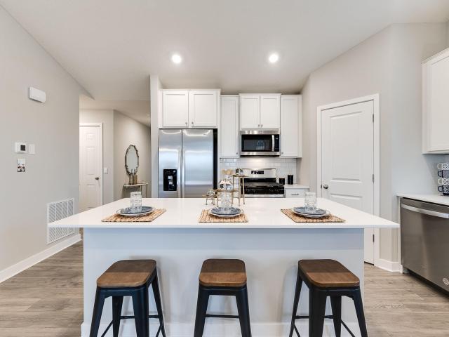 2128 LaTour Drive Shakopee MN 55379 - MLS# 6795624