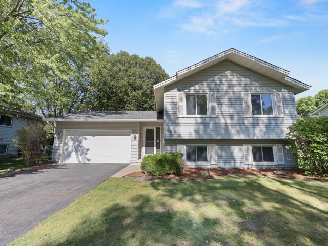 7350 Berkshire Way N Maple Grove MN 55311 - MLS# 6795745