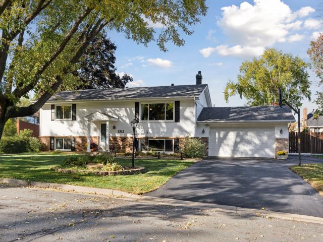 1312 Echo Drive Burnsville MN 55337 - MLS# 6795818