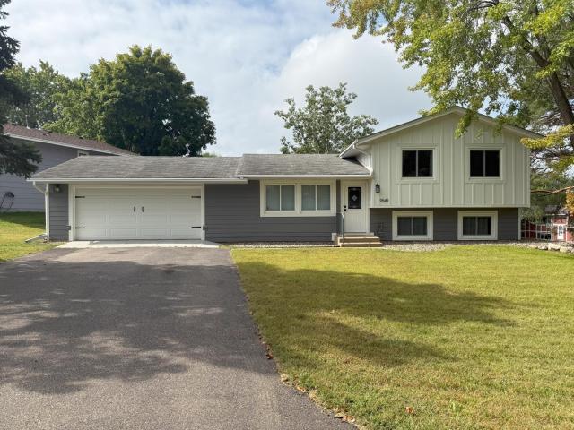 9549 Yorkshire Lane Eden Prairie MN 55347 - MLS# 6795871