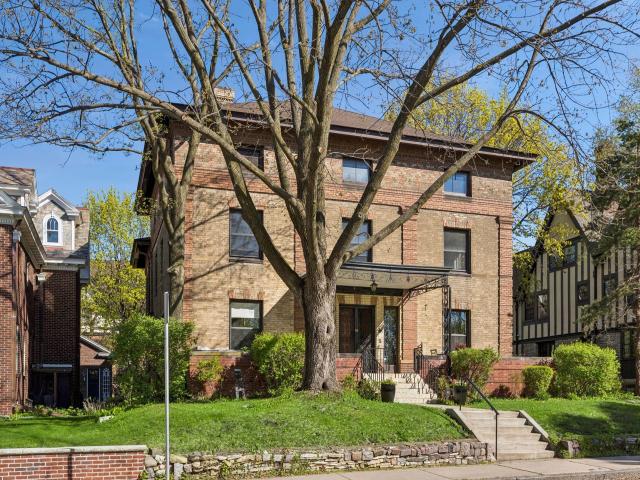 30 Crocus Place Saint Paul MN 55102 - MLS# 6795908