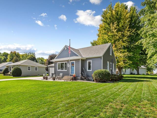 206 Selby Avenue Owatonna MN 55060 - MLS# 6795967