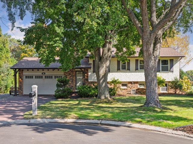 8900 29th Avenue N New Hope MN 55427 - MLS# 6796328