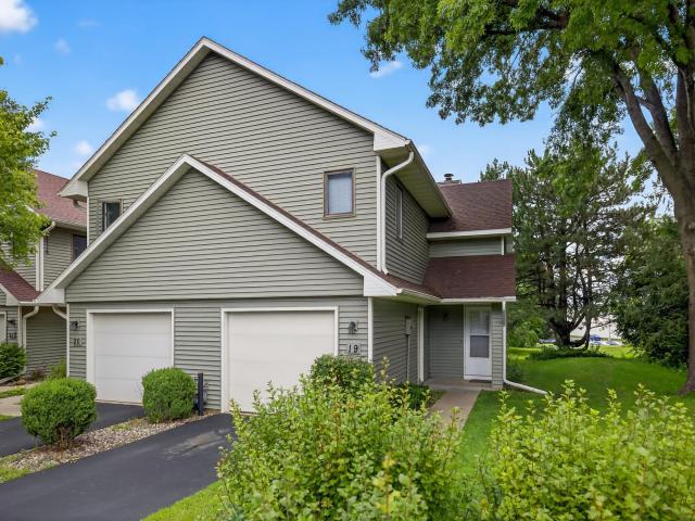 19 Elton Ridge Court NW Rochester MN 55901 - MLS# 6796880