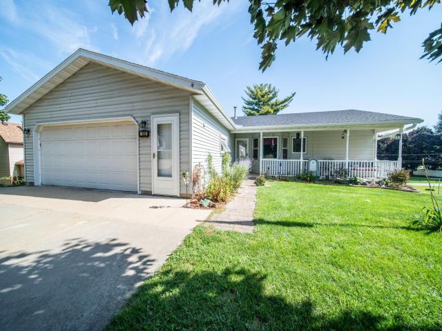1525 Wabasha Ave Saint Charles MN 55972 - MLS# 6797043