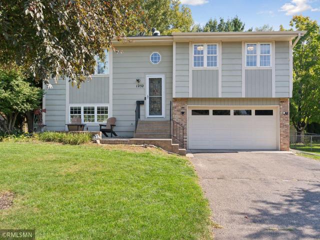 1252 Farrell Street N Saint Paul MN 55119 - MLS# 6797509