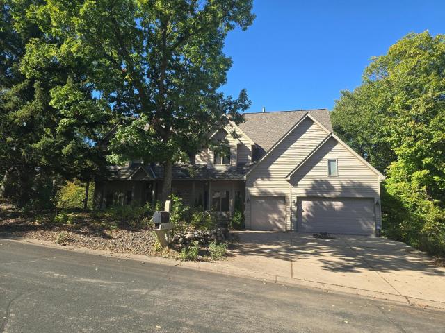 8748 Walton Oaks Drive Bloomington MN 55438 - MLS# 6797858