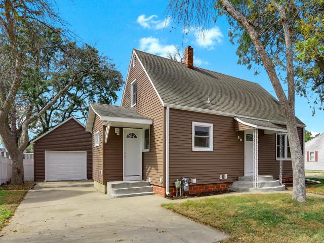 38 Prairie Avenue Faribault MN 55021 - MLS# 6797969