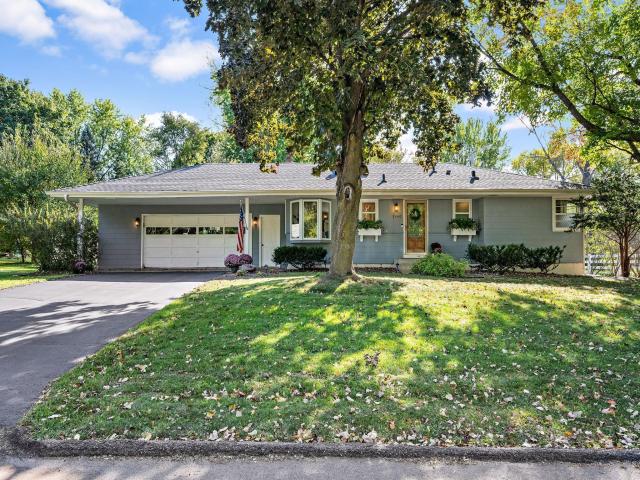 5340 Oak Drive Minnetonka MN 55345