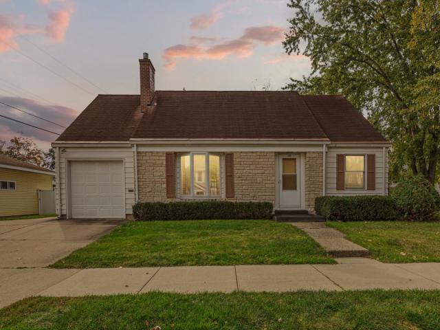 319 3rd Street SW Faribault MN 55021 - MLS# 6798186