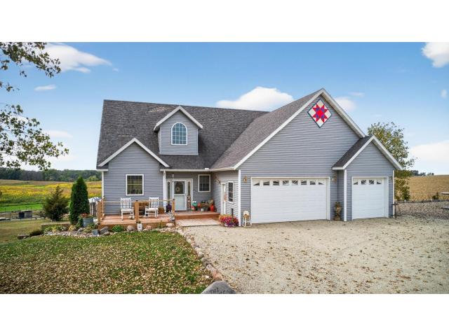 5234 SE 74th Avenue Claremont MN 55924 - MLS# 6798606