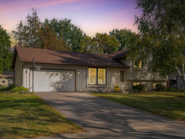 10332 108th Avenue N Maple Grove MN 55369 - MLS# 6798638